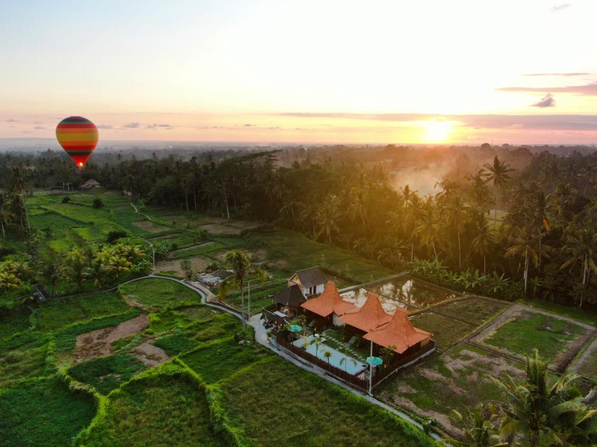 One Bedroom Grand Javanese Joglo Ubud 1 Εξωτερικό φωτογραφία