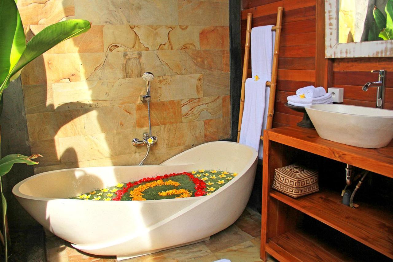 One Bedroom Grand Javanese Joglo Ubud 1 Εξωτερικό φωτογραφία