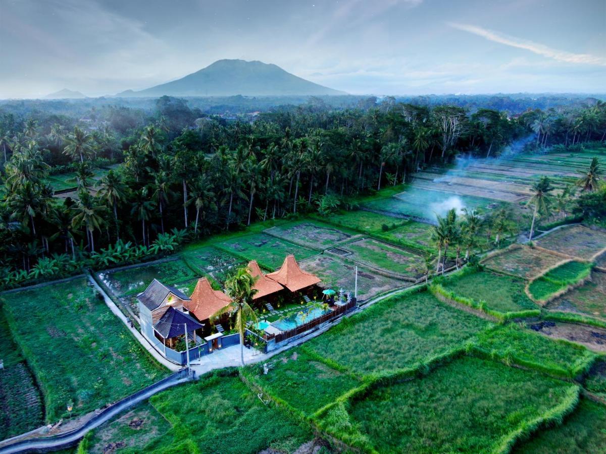 One Bedroom Grand Javanese Joglo Ubud 1 Εξωτερικό φωτογραφία